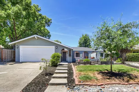 8227 Longden Cir, Citrus Heights, CA 95610
