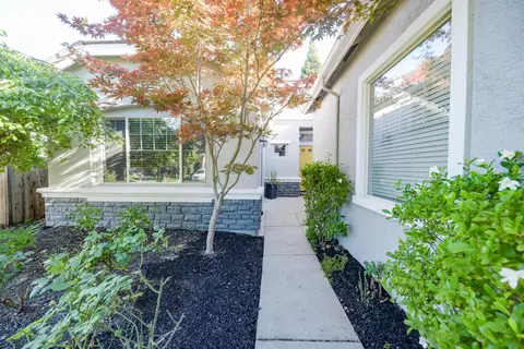 1749 Greywood Cir, Roseville, CA 95747