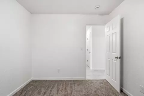 Bedroom - 1316 Riverette Dr, Modesto, CA 95351 photo 7 of 15