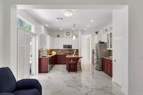 Kitchen - 2105 Steinbeck, Modesto, CA 95356 photo 6 of 9