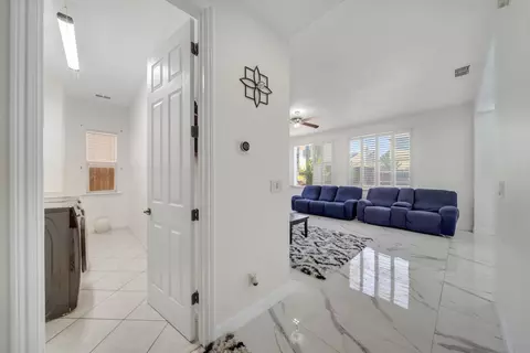 Entry Way - 2105 Steinbeck, Modesto, CA 95356 photo 10 of 16