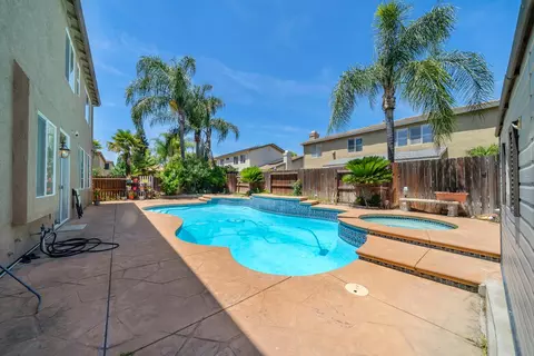Exterior - 2105 Steinbeck, Modesto, CA 95356 photo 13 of 17