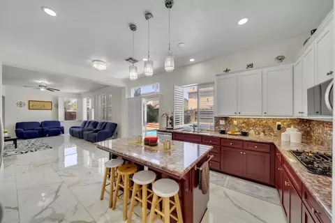Kitchen - 2105 Steinbeck, Modesto, CA 95356 photo 5 of 9