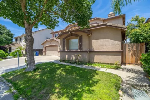 Exterior - 2105 Steinbeck, Modesto, CA 95356 photo 2 of 17