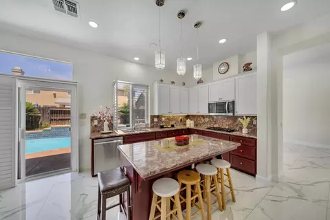 Kitchen - 2105 Steinbeck, Modesto, CA 95356 photo 3 of 9