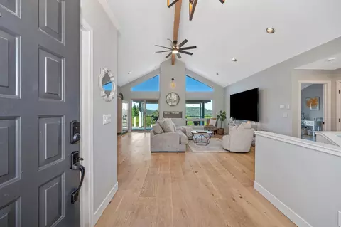 12253 Wanderer Rd, Auburn, CA 95602
