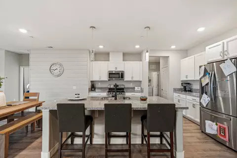 Kitchen - 2662 Taft Ave, Manteca, CA 95337 photo 1 of 3