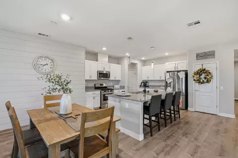Other - 2662 Taft Ave, Manteca, CA 95337 photo 1 of 8