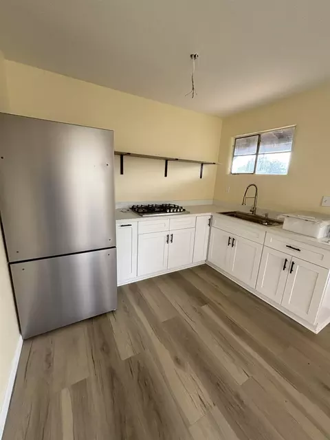 Kitchen - 718 6th St, Modesto, CA 95354 photo 3 of 7