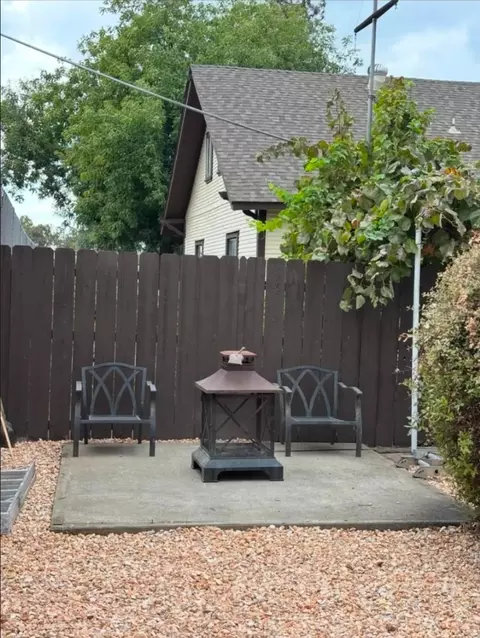 Exterior - 718 6th St, Modesto, CA 95354 photo 12 of 12