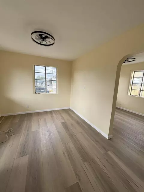 Living - 718 6th St, Modesto, CA 95354 photo 1 of 2