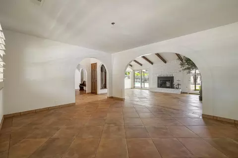 Living - 3904 Trillium Ave, Modesto, CA 95356 photo 2 of 5