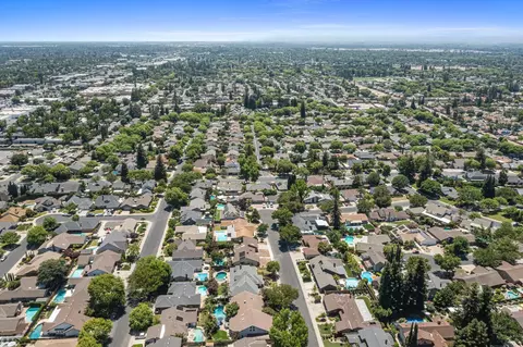 View/Area - 3904 Trillium Ave, Modesto, CA 95356 photo 5 of 6