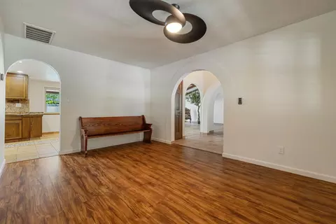 Entry Way - 3904 Trillium Ave, Modesto, CA 95356 photo 11 of 15