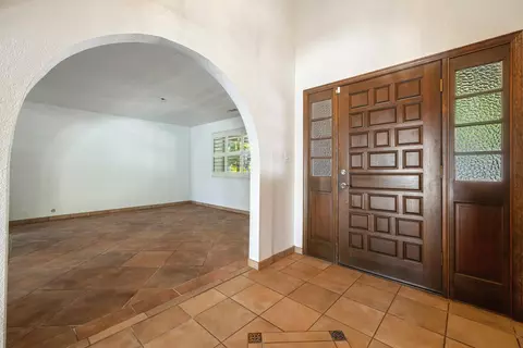 Entry Way - 3904 Trillium Ave, Modesto, CA 95356 photo 3 of 15