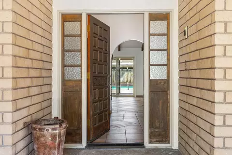 Entry Way - 3904 Trillium Ave, Modesto, CA 95356 photo 1 of 15