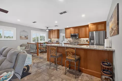 Kitchen - 3812 Dell Rd, Carmichael, CA 95608 photo 7 of 7