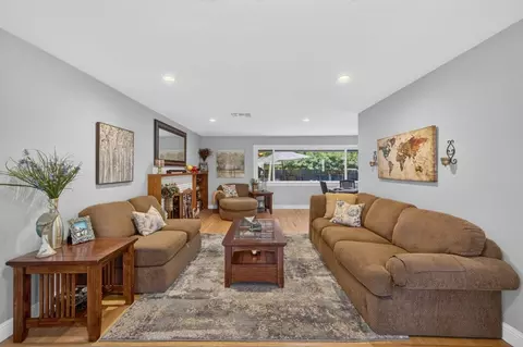 Living - 3812 Dell Rd, Carmichael, CA 95608 photo 1 of 7