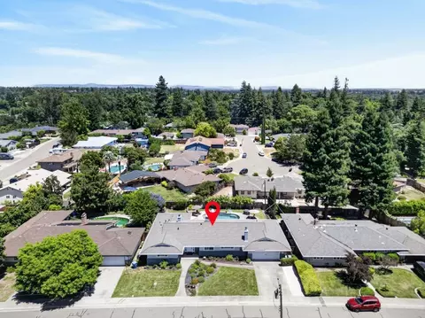 View/Area - 3812 Dell Rd, Carmichael, CA 95608 photo 3 of 6