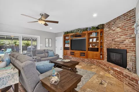 Living - 3812 Dell Rd, Carmichael, CA 95608 photo 4 of 7