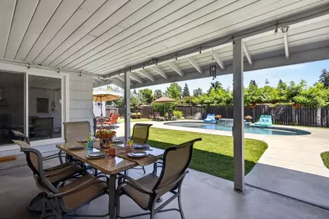Exterior - 3812 Dell Rd, Carmichael, CA 95608 photo 2 of 12