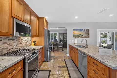 Kitchen - 3812 Dell Rd, Carmichael, CA 95608 photo 2 of 7