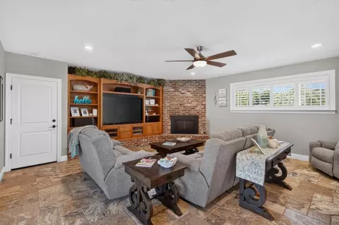 Living - 3812 Dell Rd, Carmichael, CA 95608 photo 7 of 7