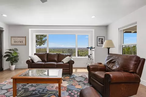 Living - 4001 Walnut Dr, Rescue, CA 95672 photo 2 of 3