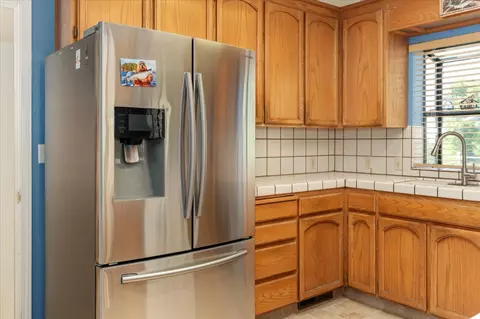 Kitchen - 664 Forest Meadows Dr, Murphys, CA 95247 photo 4 of 5