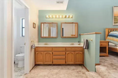 Bath - 664 Forest Meadows Dr, Murphys, CA 95247 photo 2 of 3