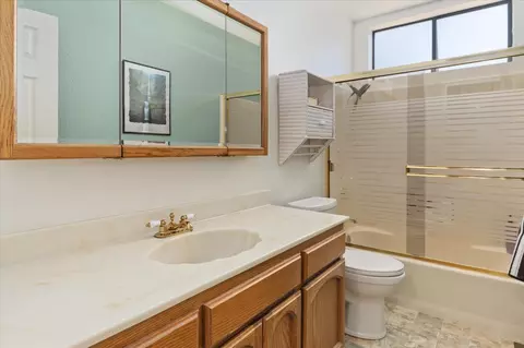 Bath - 664 Forest Meadows Dr, Murphys, CA 95247 photo 1 of 3