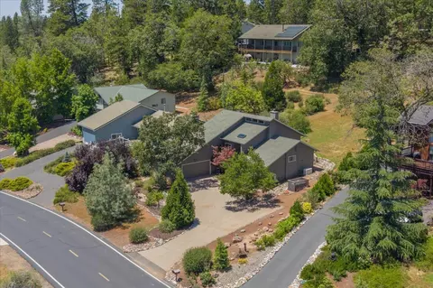 View/Area - 664 Forest Meadows Dr, Murphys, CA 95247 photo 2 of 7