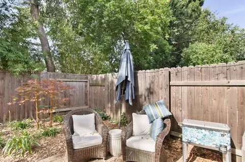 Exterior - 3030 Albany Ave, Davis, CA 95618 photo 6 of 14