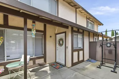 Exterior - 3030 Albany Ave, Davis, CA 95618 photo 3 of 14