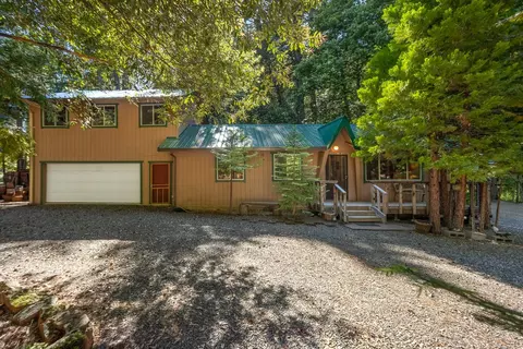 6251 Merry Way, Clipper Mills, CA 95930