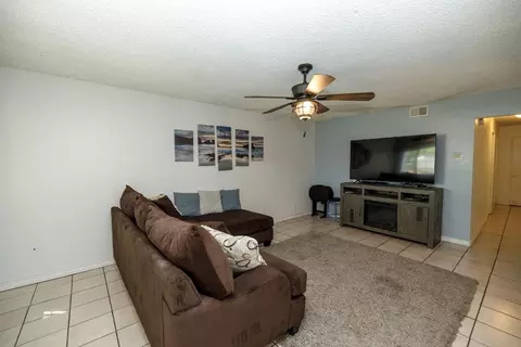 Living - 1505 Hamilton Ave, Modesto, CA 95350 photo 4 of 8