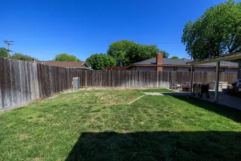 Exterior - 1505 Hamilton Ave, Modesto, CA 95350 photo 11 of 12