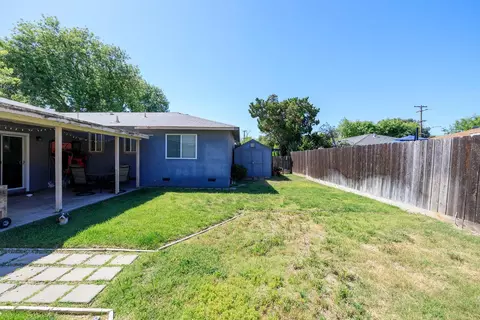 Exterior - 1505 Hamilton Ave, Modesto, CA 95350 photo 7 of 12