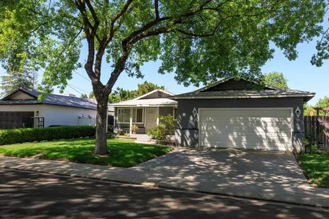 Exterior - 1505 Hamilton Ave, Modesto, CA 95350 photo 3 of 12
