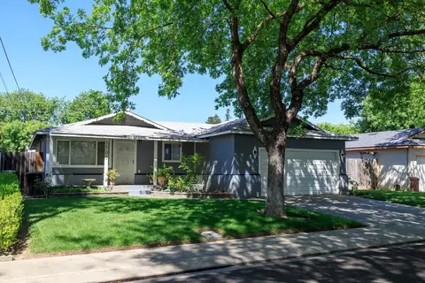 Exterior - 1505 Hamilton Ave, Modesto, CA 95350 photo 2 of 12