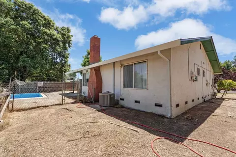Exterior - 13643 Pinto Ln, Lodi, CA 95240 photo 11 of 11