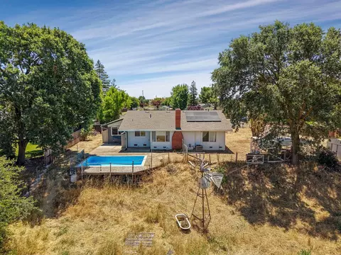View/Area - 13643 Pinto Ln, Lodi, CA 95240 photo 12 of 19