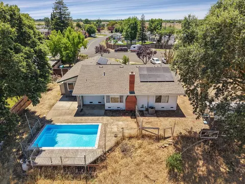 View/Area - 13643 Pinto Ln, Lodi, CA 95240 photo 13 of 19