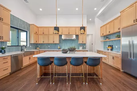 1794 Woodglen Dr, Folsom, CA 95630