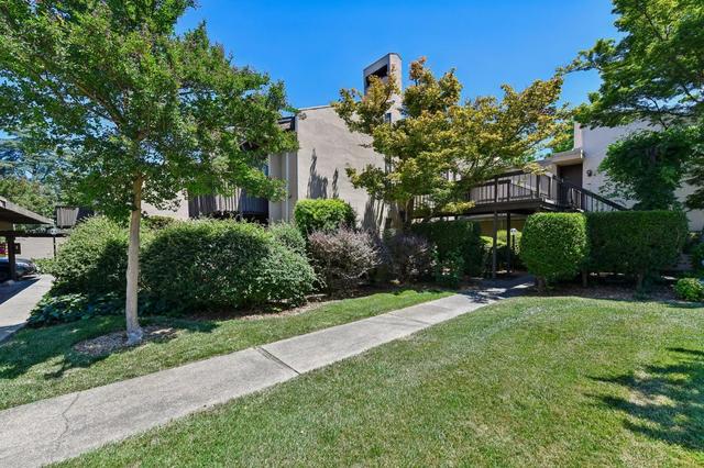 2292 Woodside Ln #12, Sacramento, CA 95825