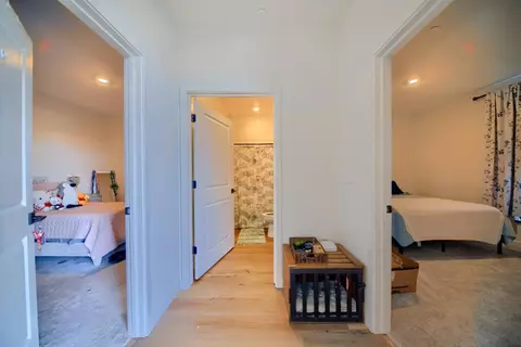 Entry Way - 2132 Emerald Ranch Rd, Patterson, CA 95363 photo 2 of 11