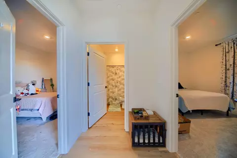 Entry Way - 2132 Emerald Ranch Rd, Patterson, CA 95363 photo 3 of 11