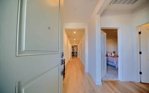 Entry Way - 2132 Emerald Ranch Rd, Patterson, CA 95363 photo 1 of 11