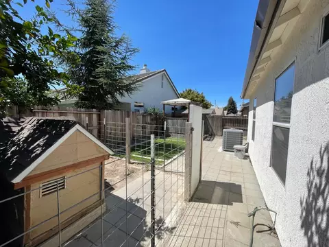 Exterior - 1716 Ramson Dr, Turlock, CA 95380 photo 9 of 9