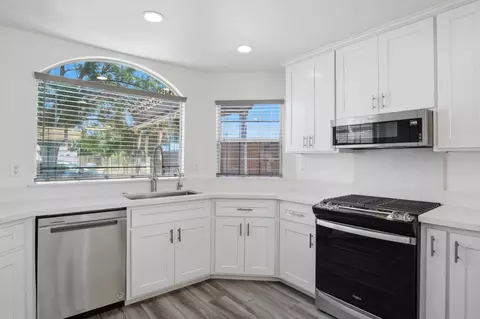 Kitchen - 1716 Ramson Dr, Turlock, CA 95380 photo 3 of 5